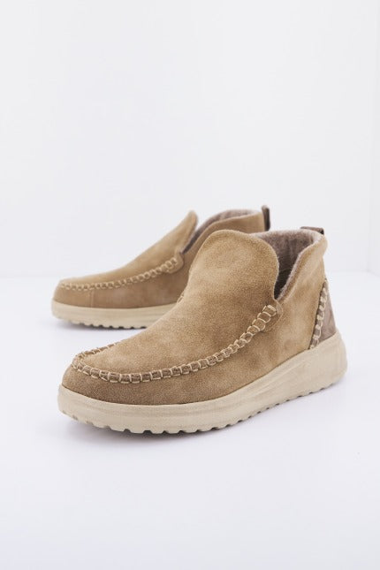 HEY DUDE DENNY SUEDE en color MARRON  (1)