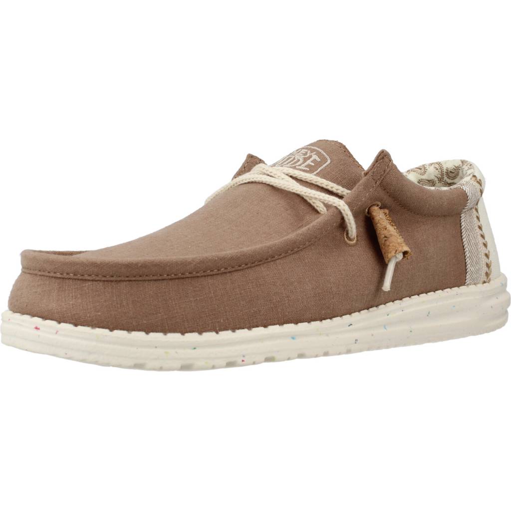 HEY DUDE WALLY LINEN NATURAL en color MARRON  (1)