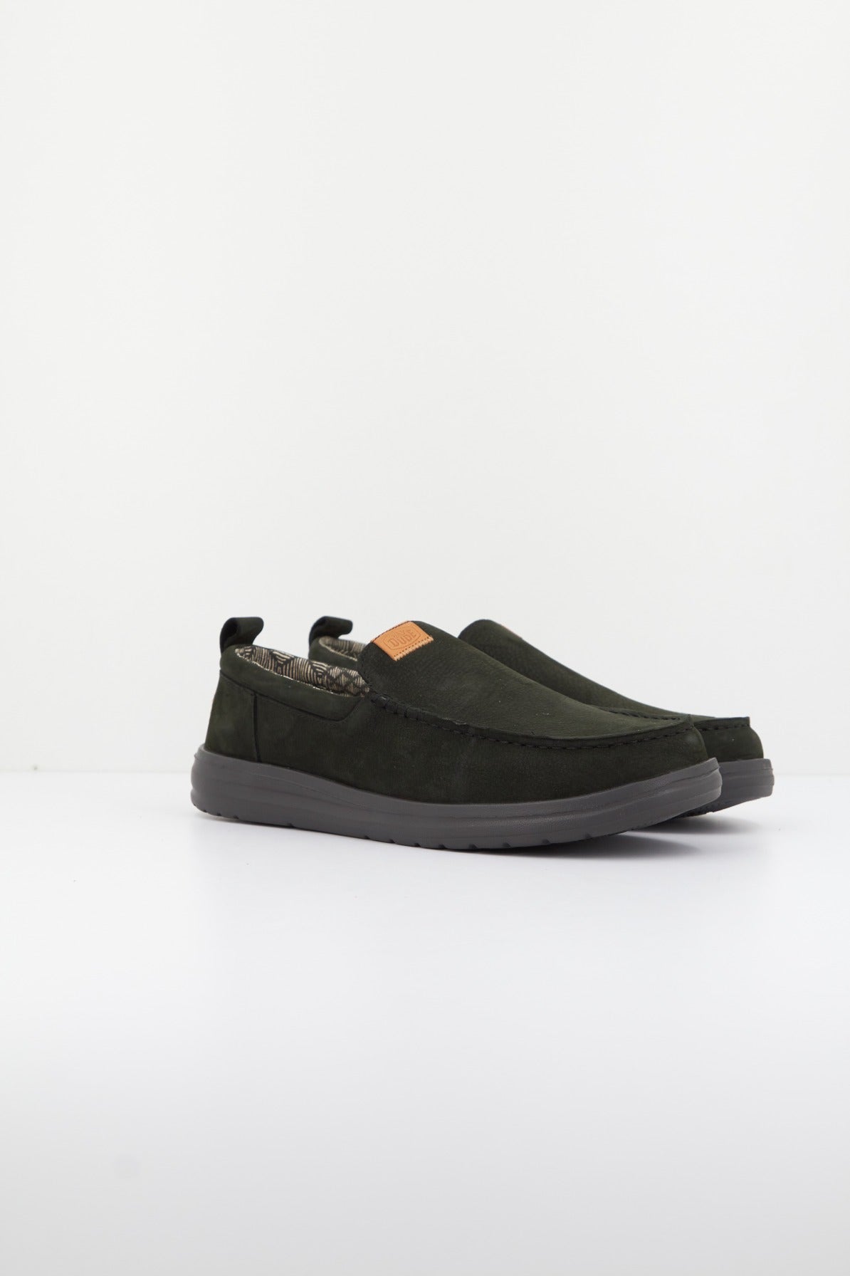 HEY DUDE WALLY GRIP MOC en color NEGRO  (2)