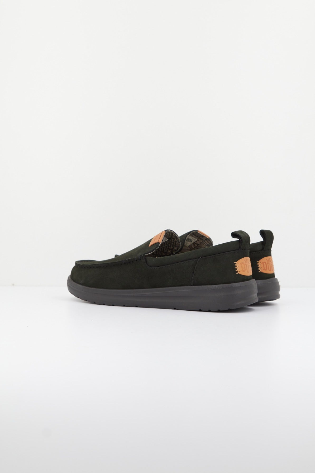 HEY DUDE WALLY GRIP MOC en color NEGRO  (3)