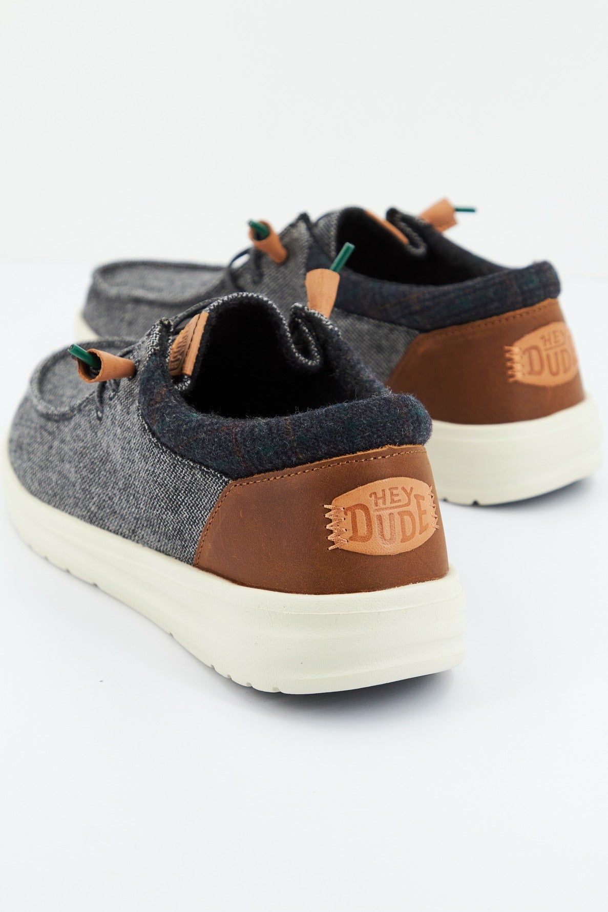 HEY DUDE WALLY GRIP WOOL en color GRIS  (3)