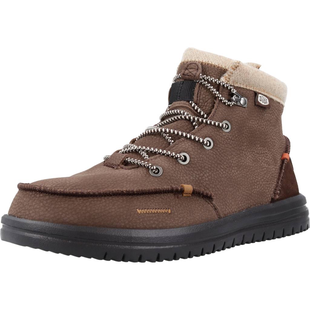 HEY DUDE BRADLEY BOOT LEATHER en color MARRON  (1)