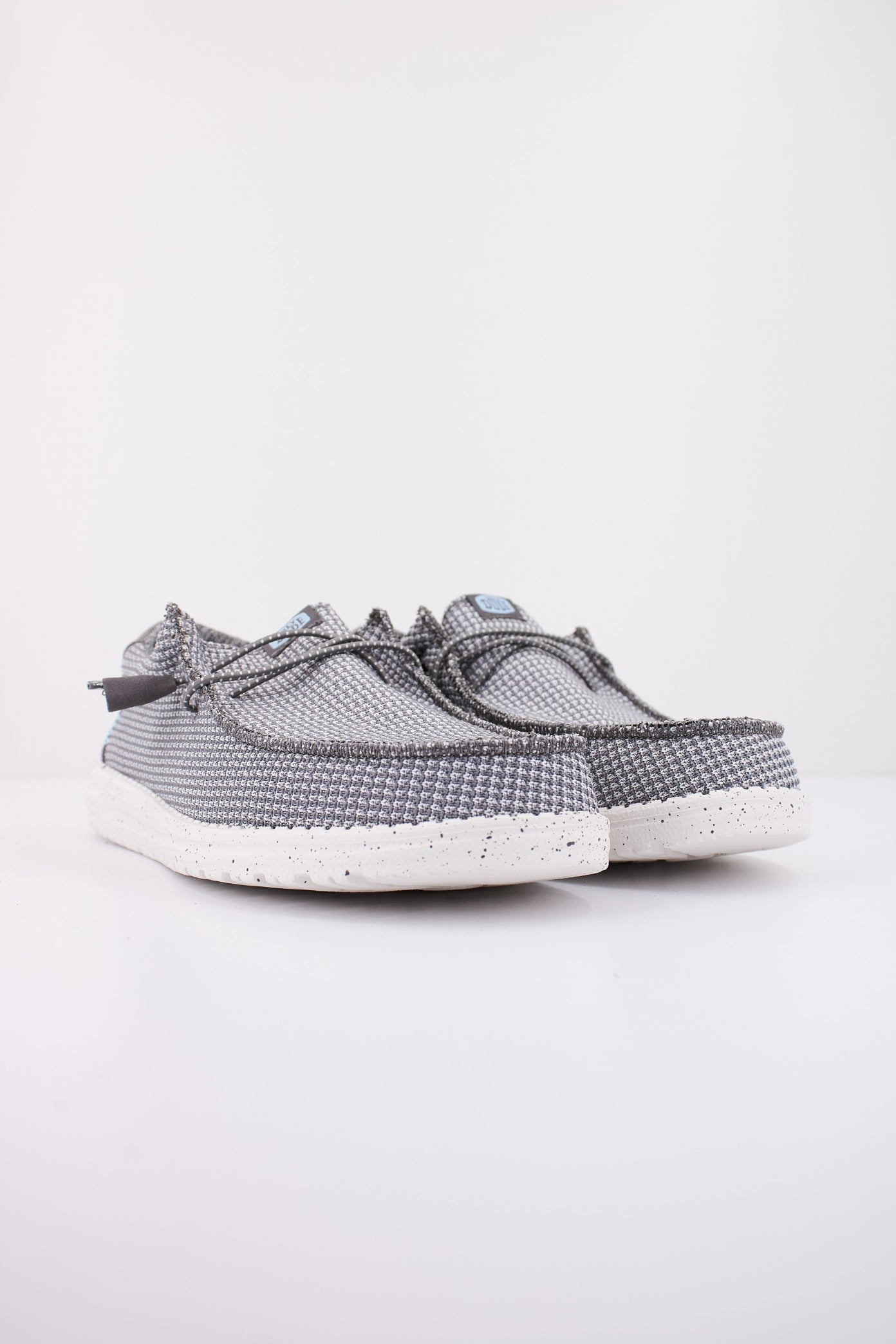 HEY DUDE WALLY SPORT MESH en color GRIS  (2)