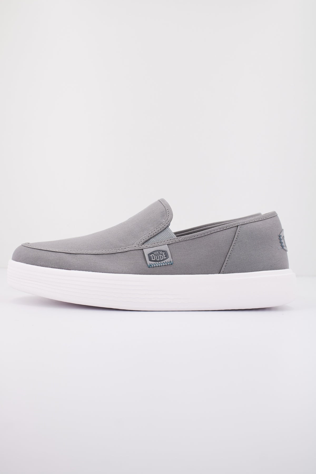 HEY DUDE SUNAPEE M CANVAS en color GRIS  (1)