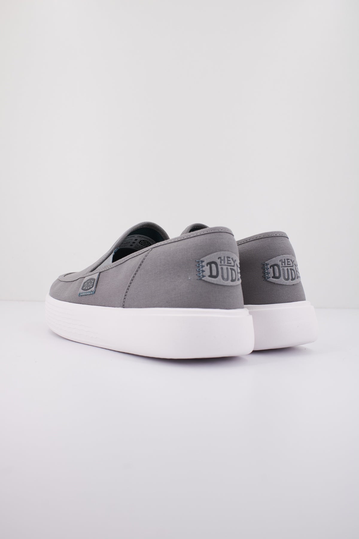 HEY DUDE SUNAPEE M CANVAS en color GRIS  (3)