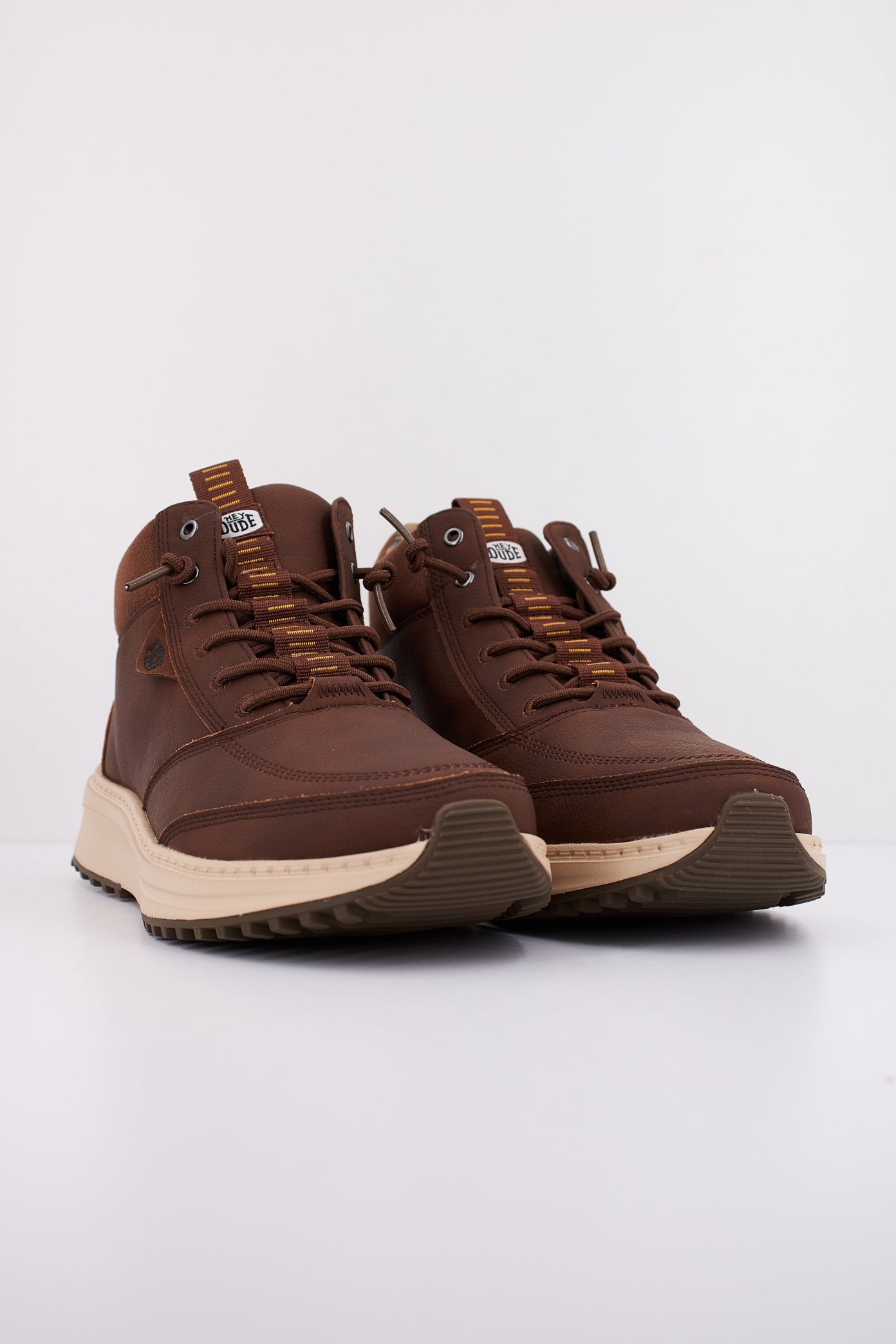 HEY DUDE TAHOE CLASSIC en color MARRON  (2)