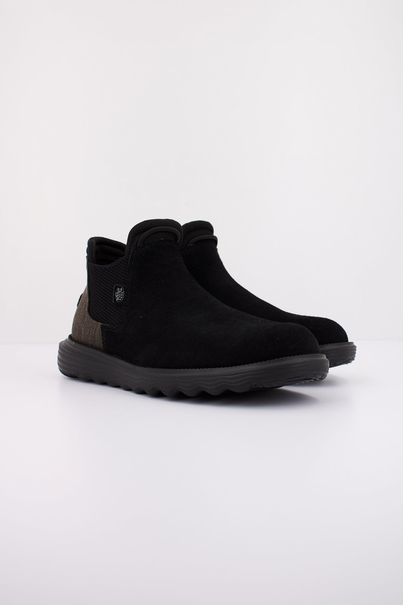 HEY DUDE  BRANSON BOOT SUEDE en color NEGRO  (2)