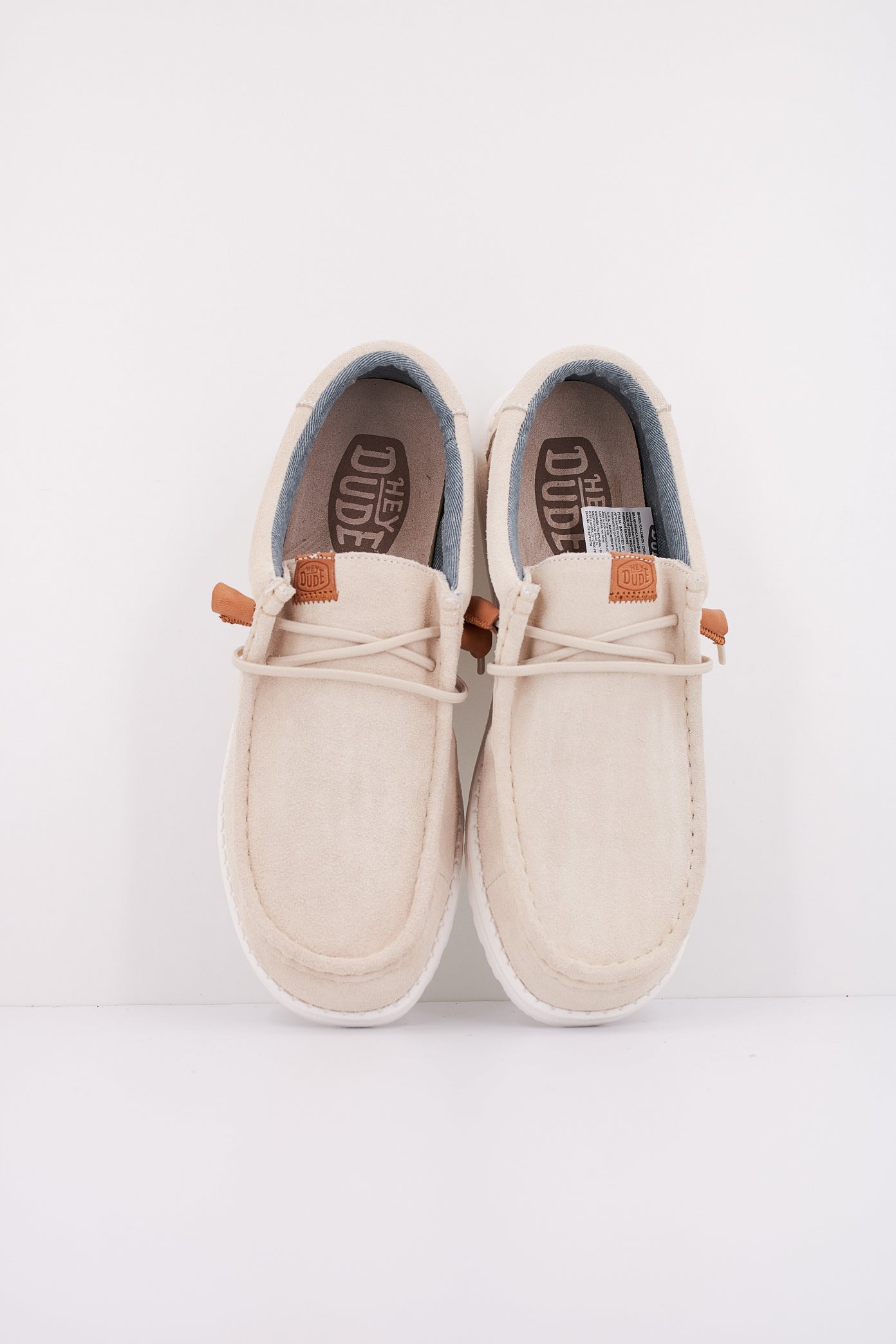 HEY DUDE  WALLY CRAFT SUEDE en color BLANCO  (3)