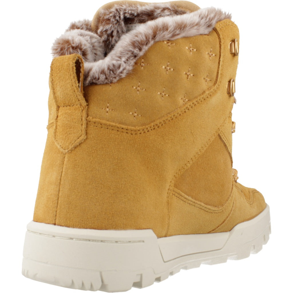 DC MANTECA  BOOT en color AMARILLO  (3)