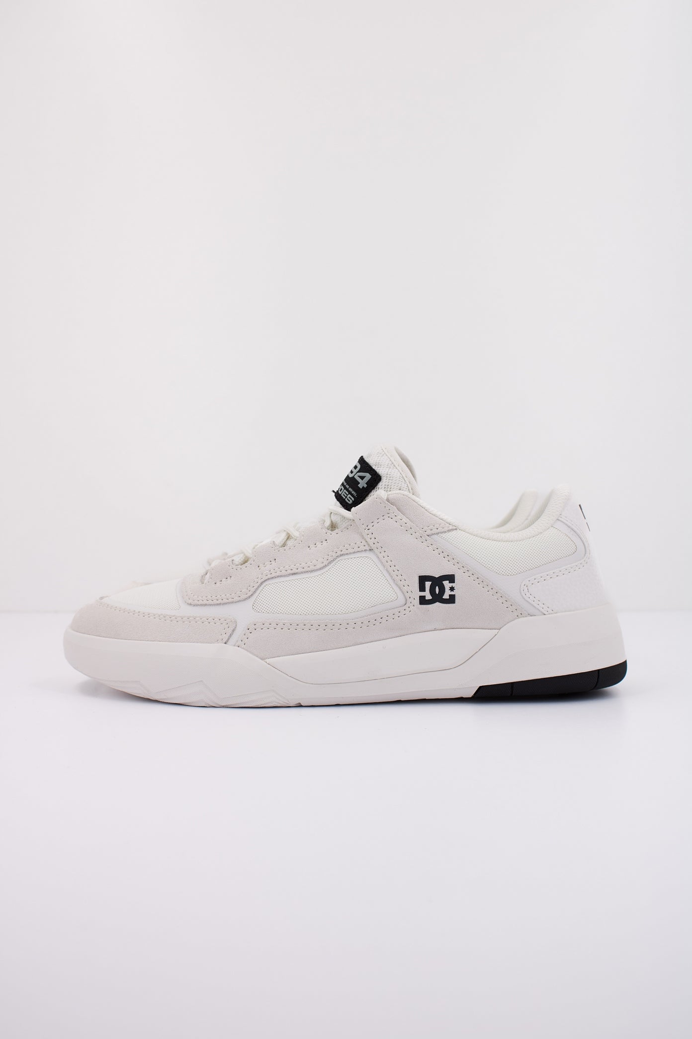 DC METRIC SHOE en color BLANCO  (1)