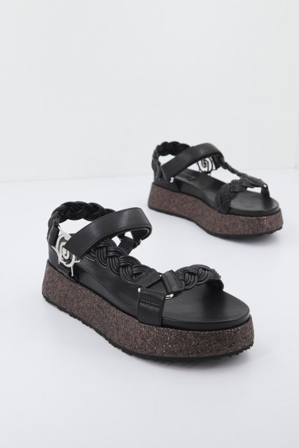 LIU-JO FRIDA  SANDAL en color NEGRO  (1)