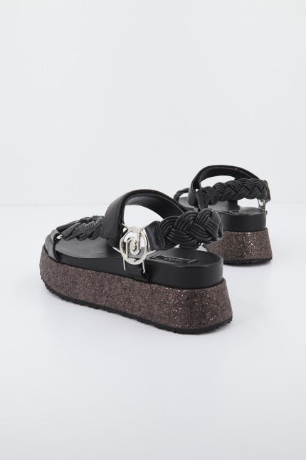 LIU-JO FRIDA  SANDAL en color NEGRO  (3)