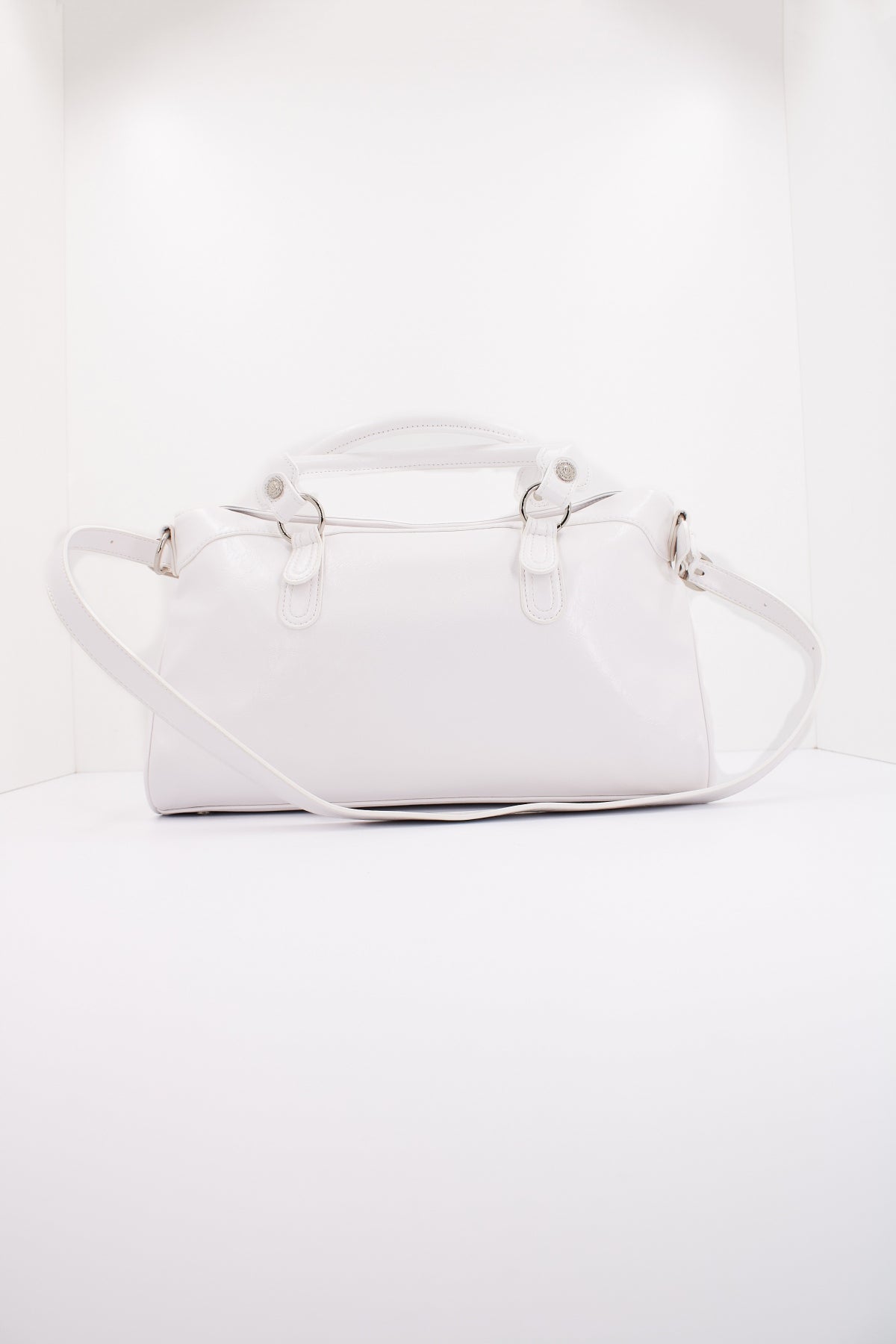 LIU-JO  ECS M SATCHEL en color BLANCO  (3)