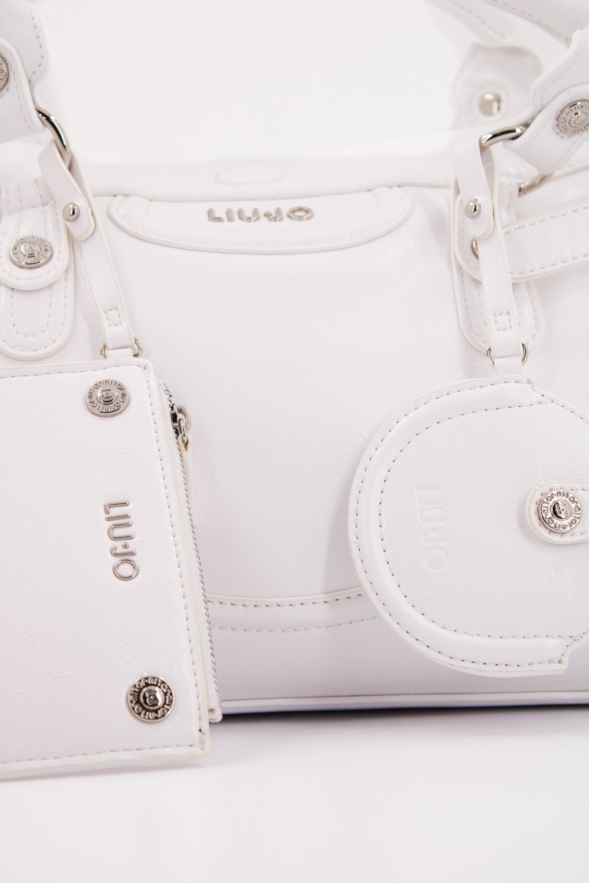 LIU-JO  ECS M SATCHEL en color BLANCO  (4)