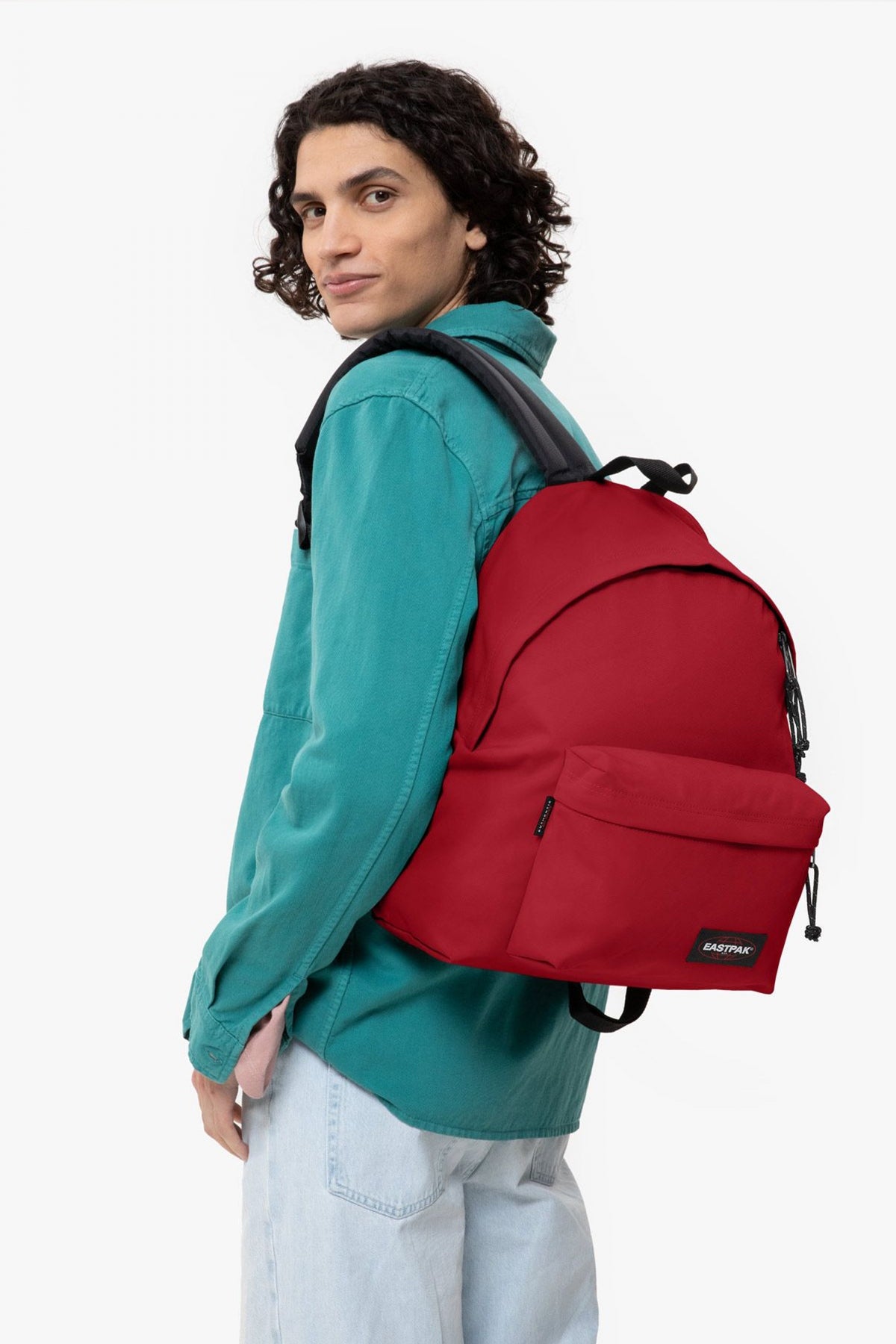 EASTPAK PADDED PAK'R SCARLET en color ROJO  (2)