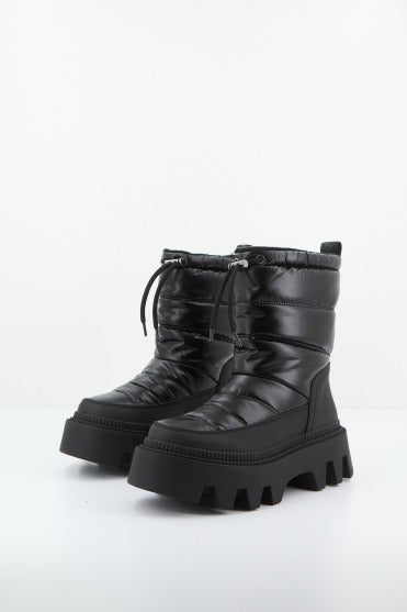 BUFFALO FLORA PUFFER BOOT en color NEGRO  (2)