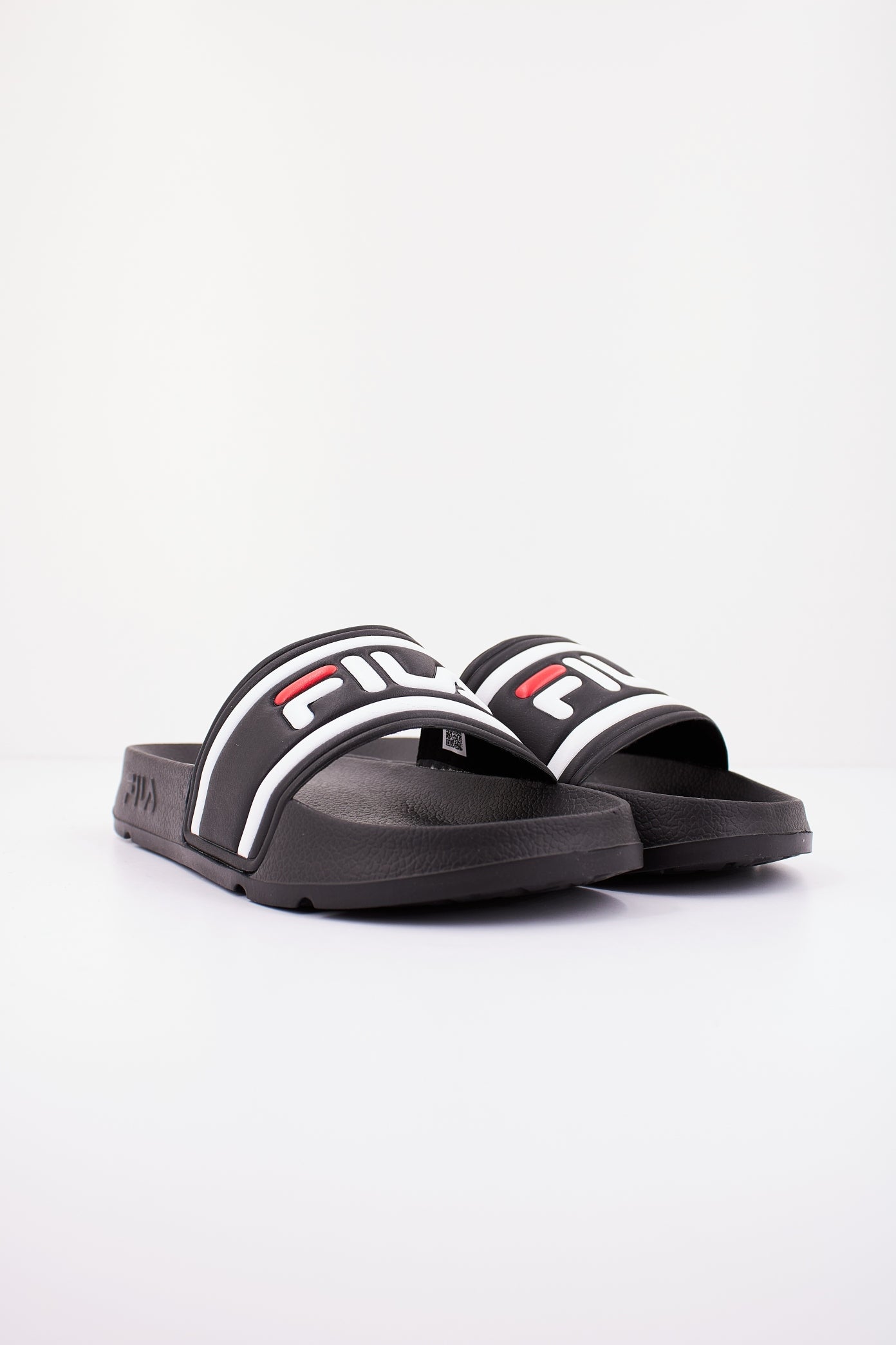 FILA MORRO BAY SLIPPER WMN en color NEGRO  (2)