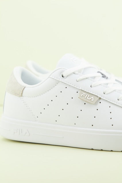 FILA LUSSO WMN en color BLANCO  (4)