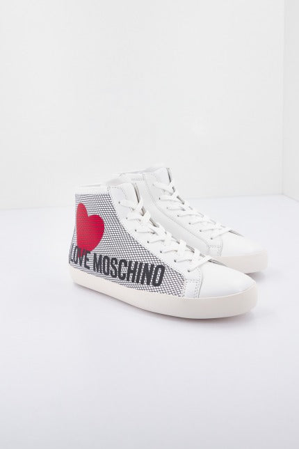 LOVE MOSCHINO SNEAKERD.CASSE en color BLANCO  (3)