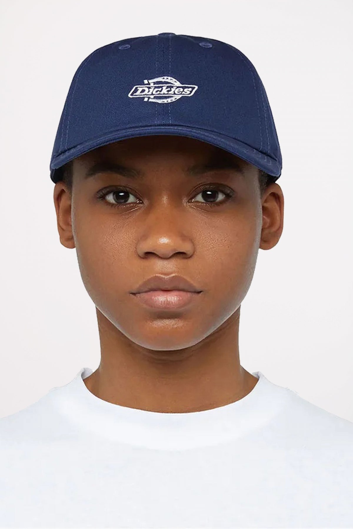 DICKIES ESSENTIAL DAD CAP NAVY en color AZUL  (4)