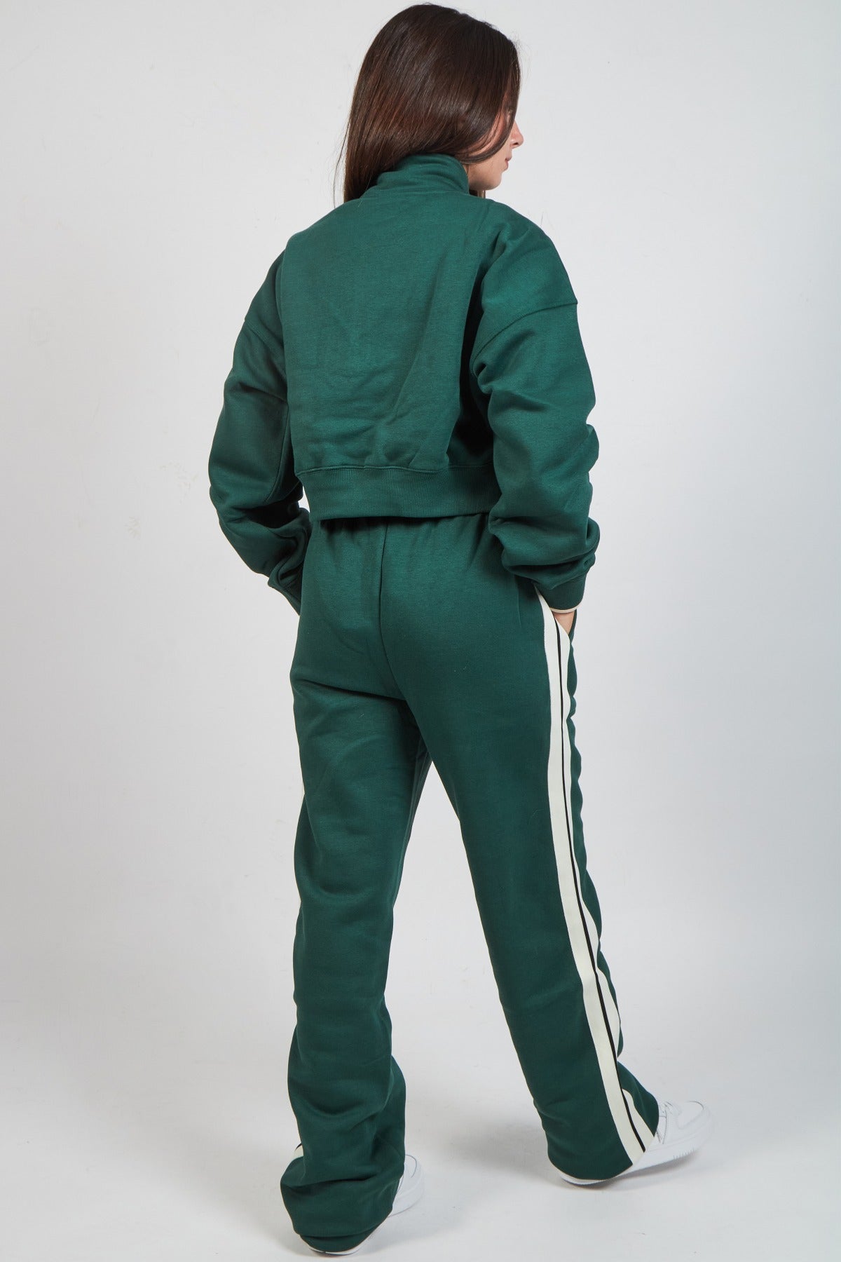 ELLESSE  RADICE JOGGER en color VERDE  (3)