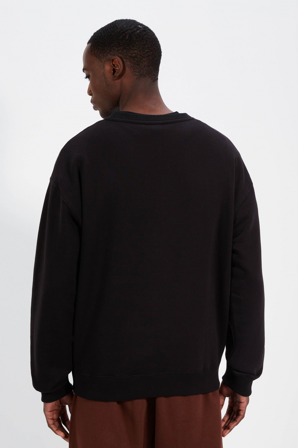 ELLESSE REGNO SWEATSHIRT en color NEGRO  (3)