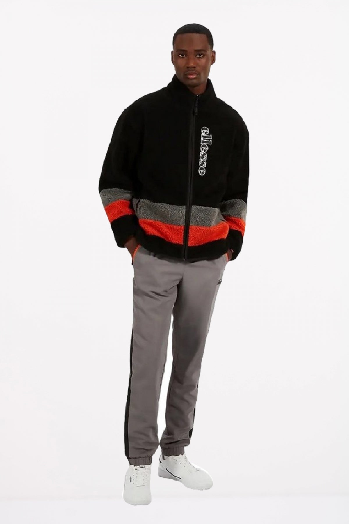 ELLESSE ALPORA FZ JACKET en color NEGRO  (4)