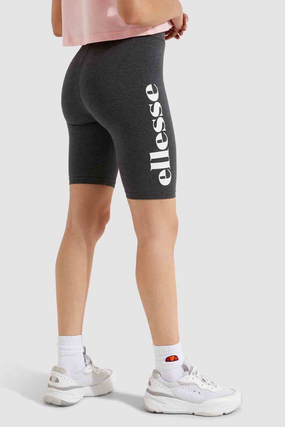 ELLESSE SGC en color NEGRO  (3)