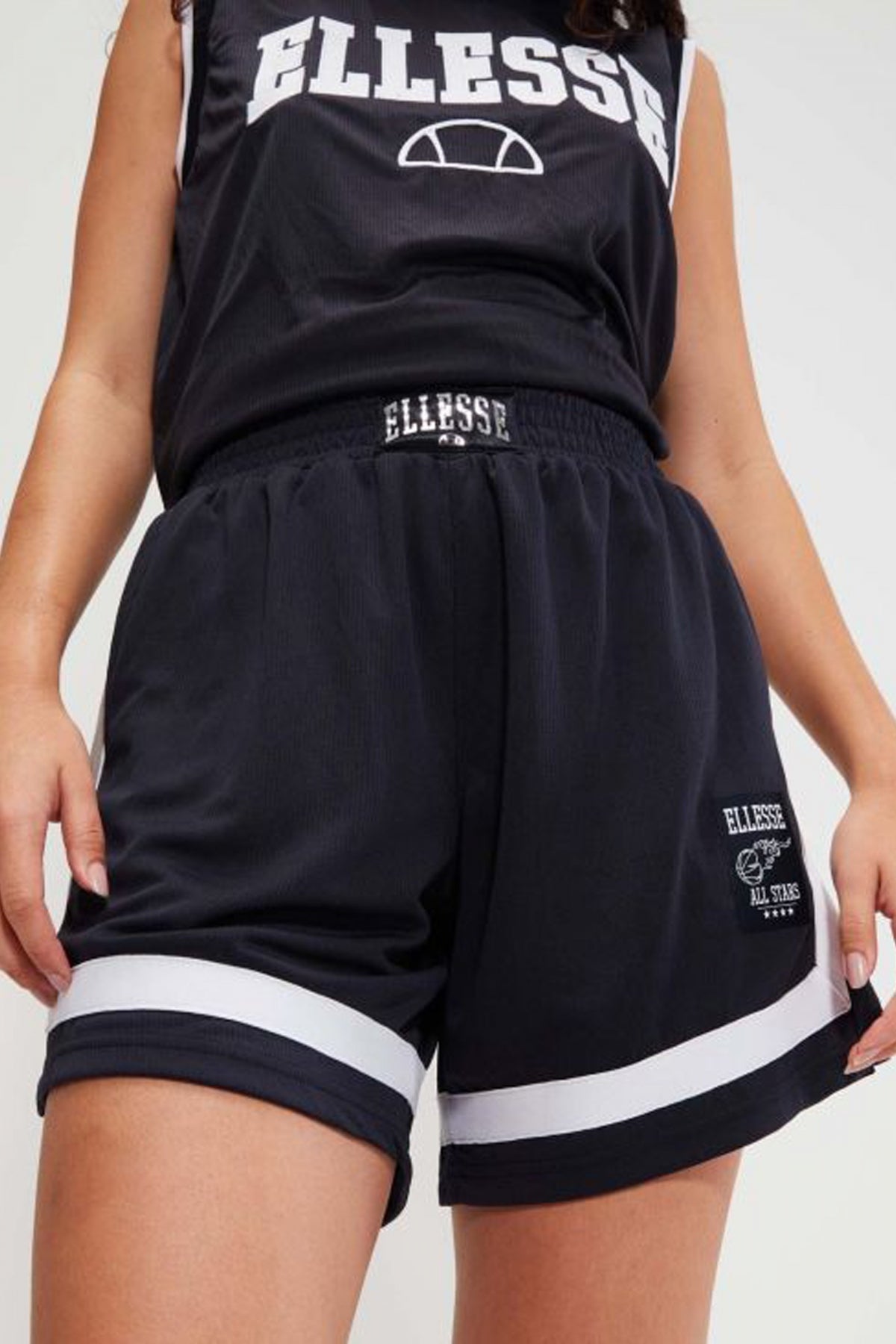 ELLESSE BENIGNA SHORT en color AZUL  (1)