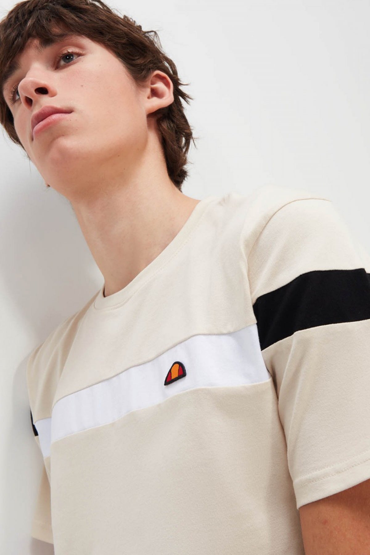 ELLESSE CASERIO TEE en color BEIS  (3)