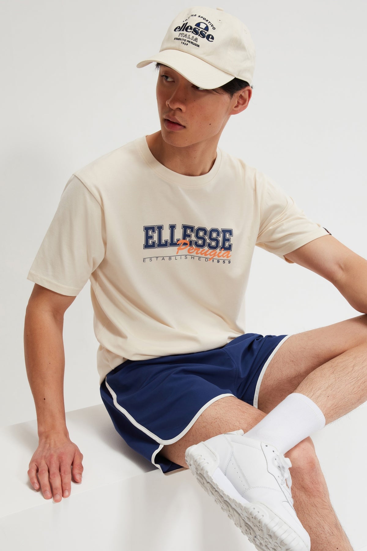 ELLESSE ZAGDA TEE en color BLANCO  (3)