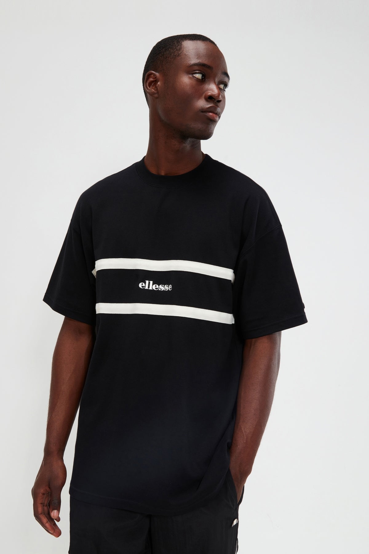 ELLESSE ROCAZZI TEE en color NEGRO  (1)