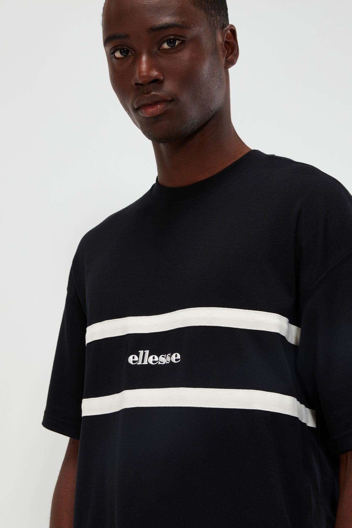 ELLESSE ROCAZZI TEE en color NEGRO  (3)