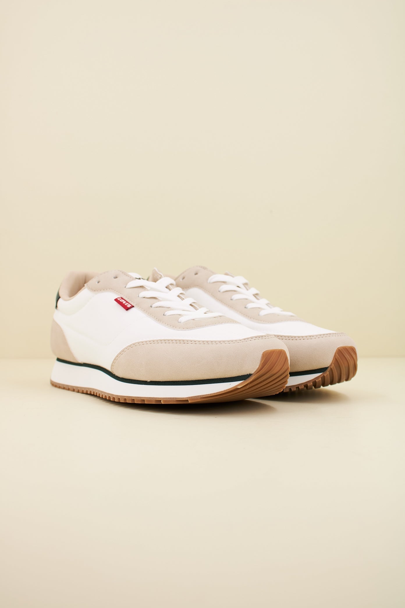 LEVI'S STAG RUNNER en color BLANCO  (2)