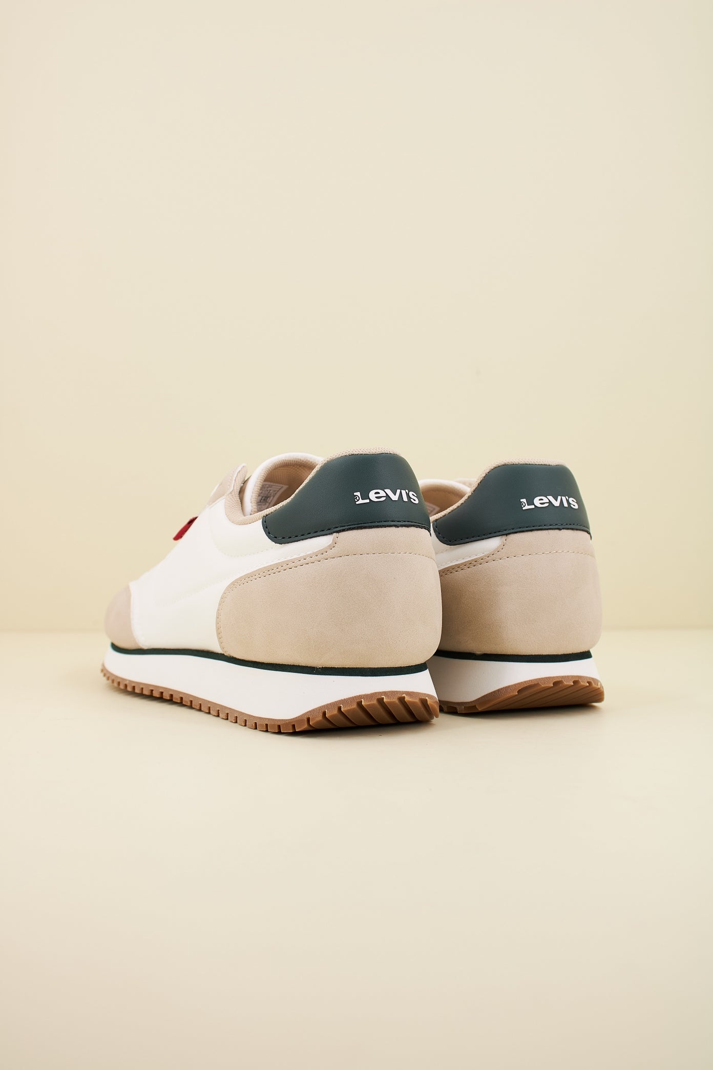 LEVI'S STAG RUNNER en color BLANCO  (3)