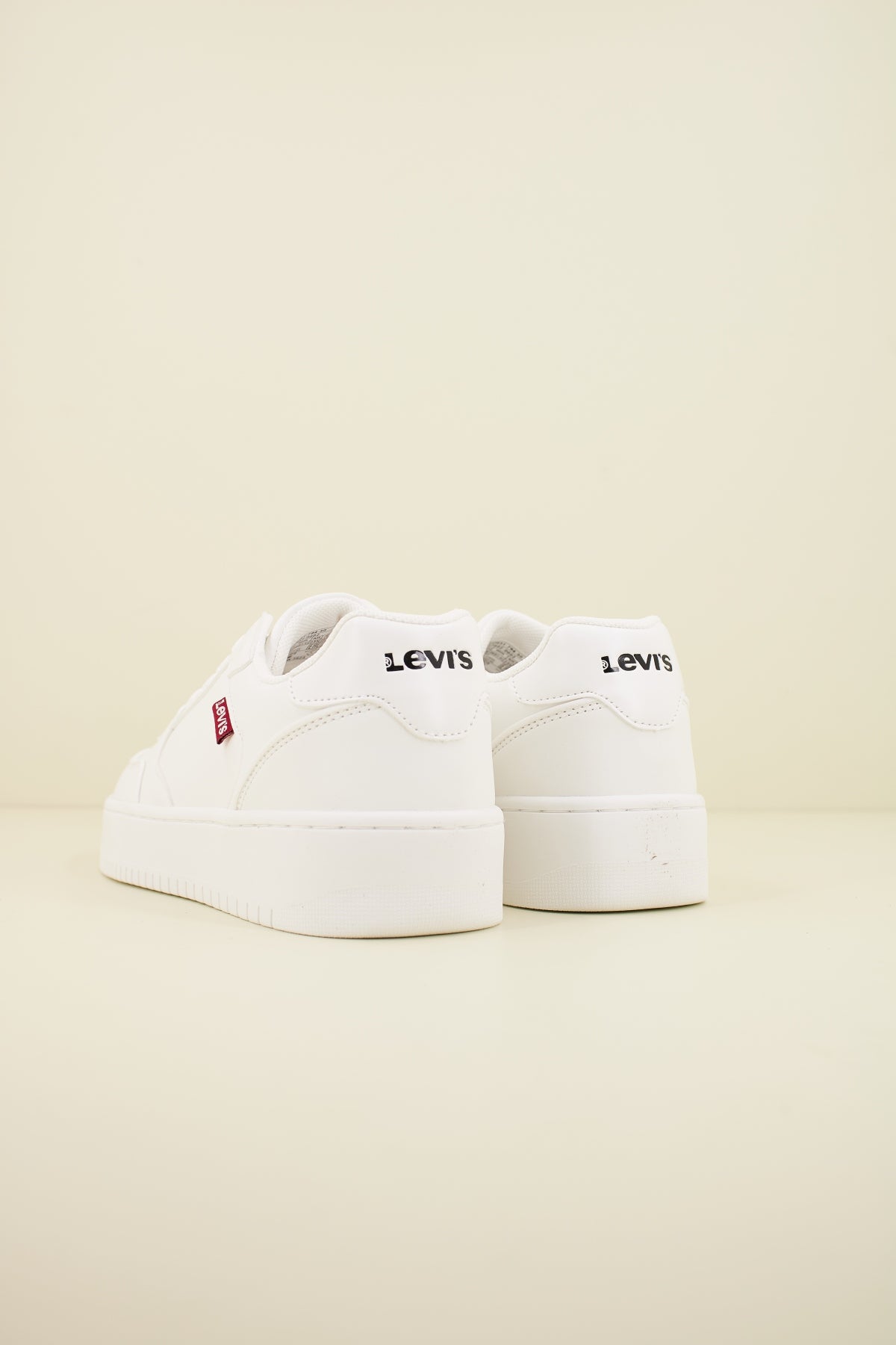 LEVI'S   en color BLANCO  (3)