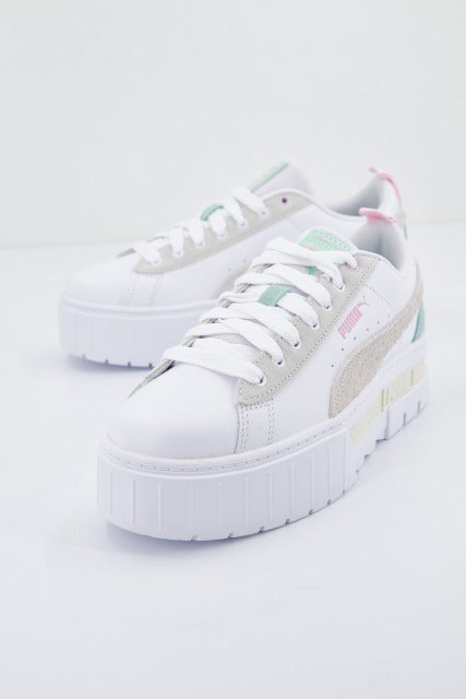 PUMA MAYZE MIX WNS en color BLANCO  (2)