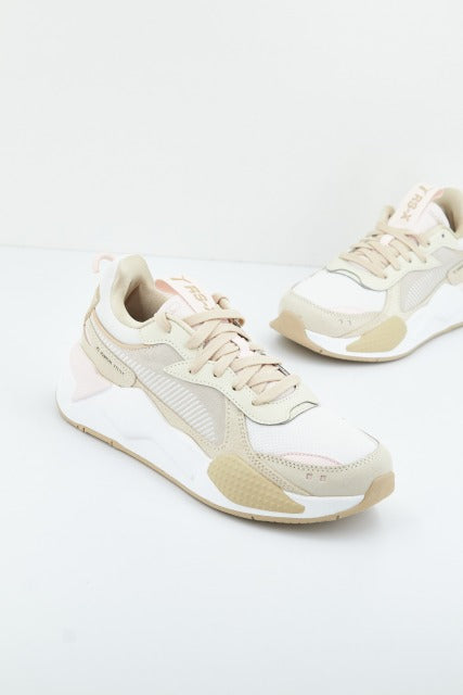 PUMA RS-X REINVENT en color MARRON CLARO  (1)