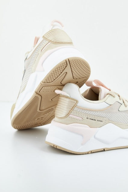 PUMA RS-X REINVENT en color MARRON CLARO  (3)