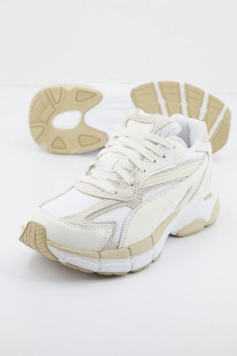 PUMA TEVERIS NITRO SELFLOVE  en color BEIS  (2)