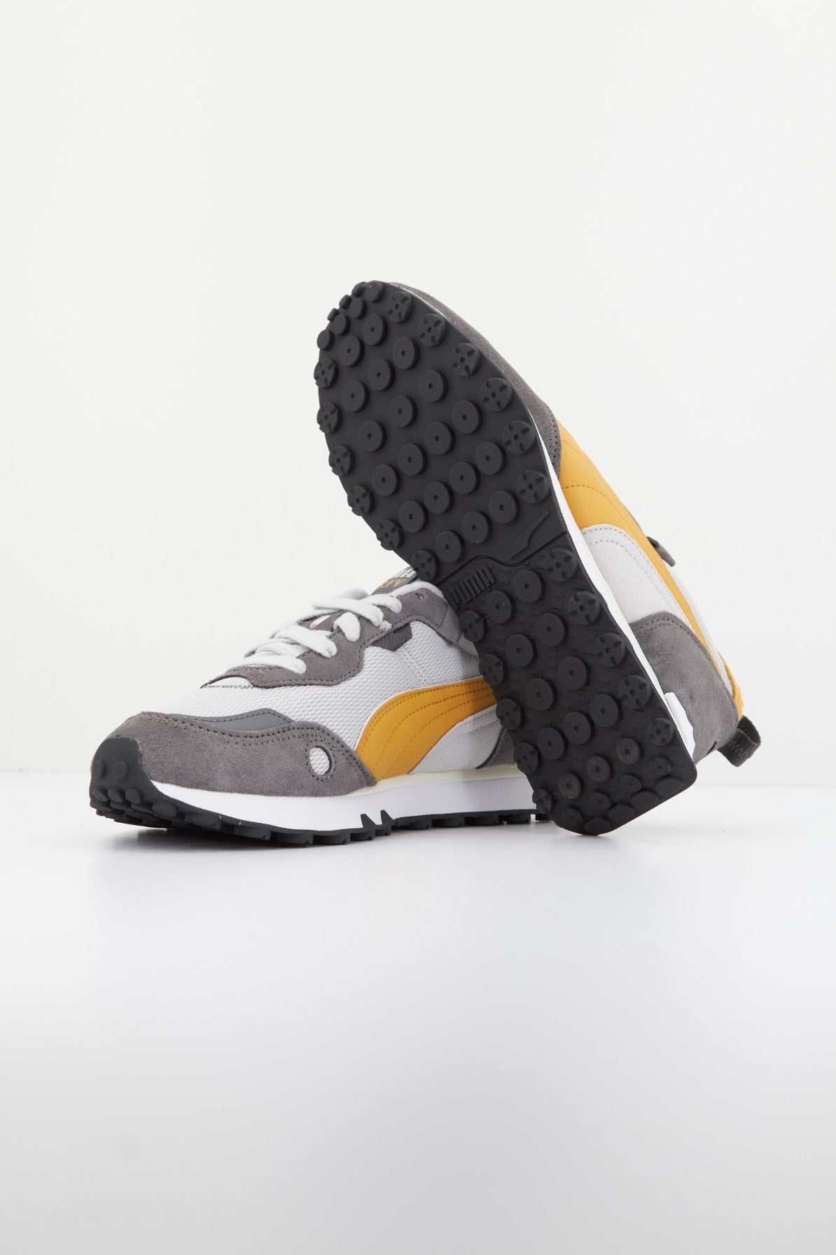 PUMA RIDER FV en color GRIS  (4)