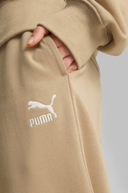 PUMA CLASSICS SWEATPANTS SAND DUNE en color MARRON  (3)