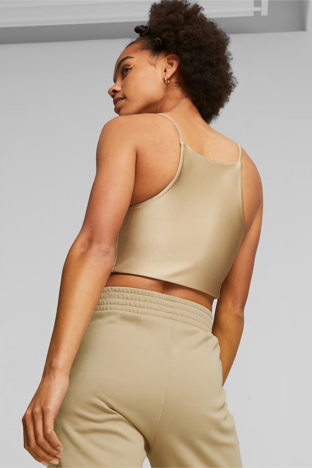 PUMA T SHINY CROP TOP en color BRONCE  (3)