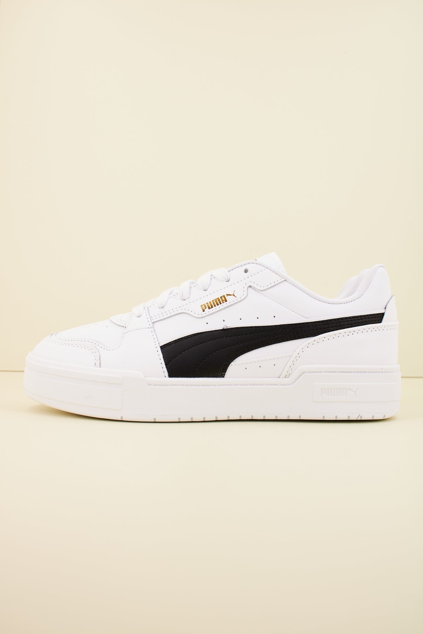 PUMA CA PRO LUX III LTH en color BLANCO  (1)