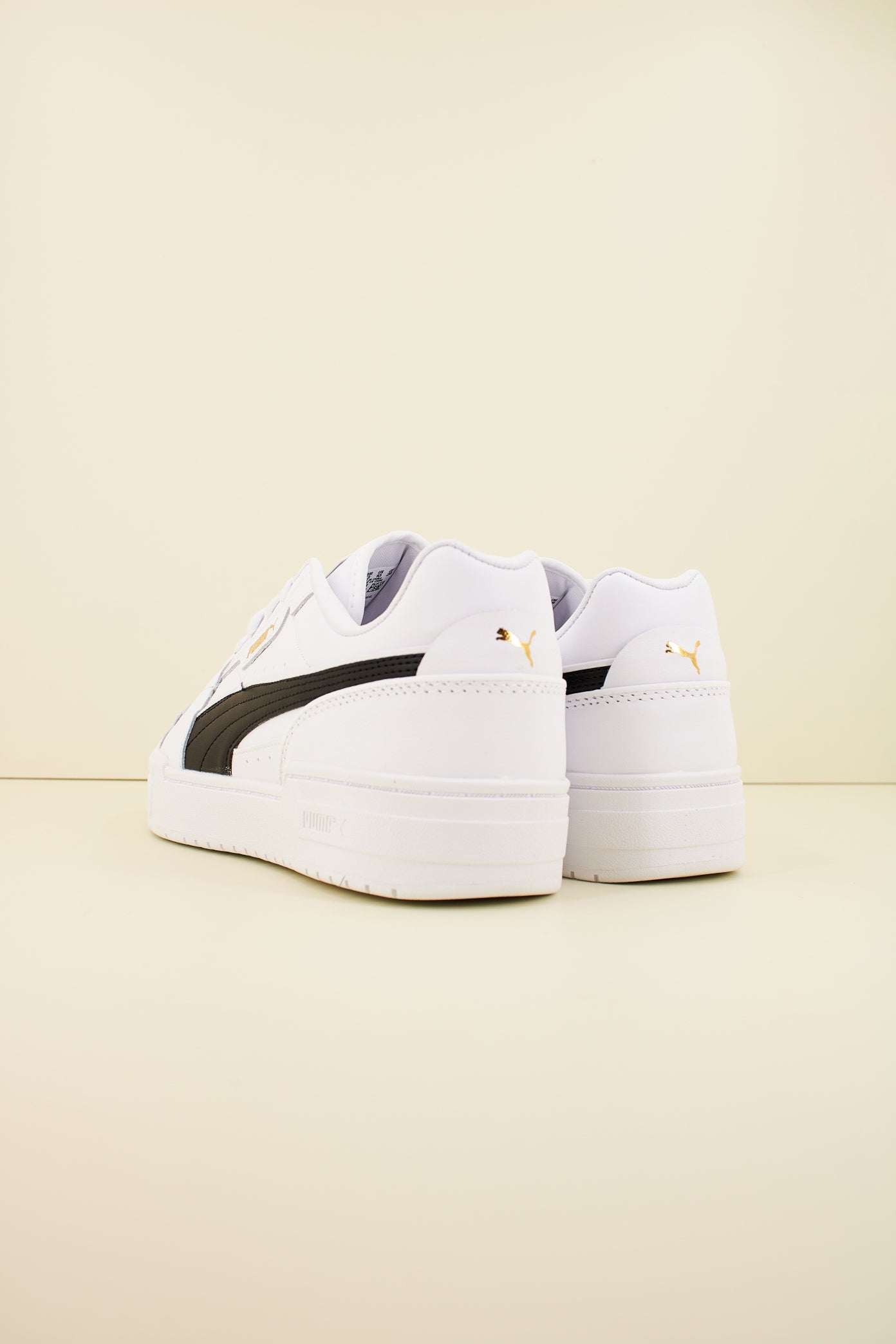 PUMA CA PRO LUX III LTH en color BLANCO  (3)