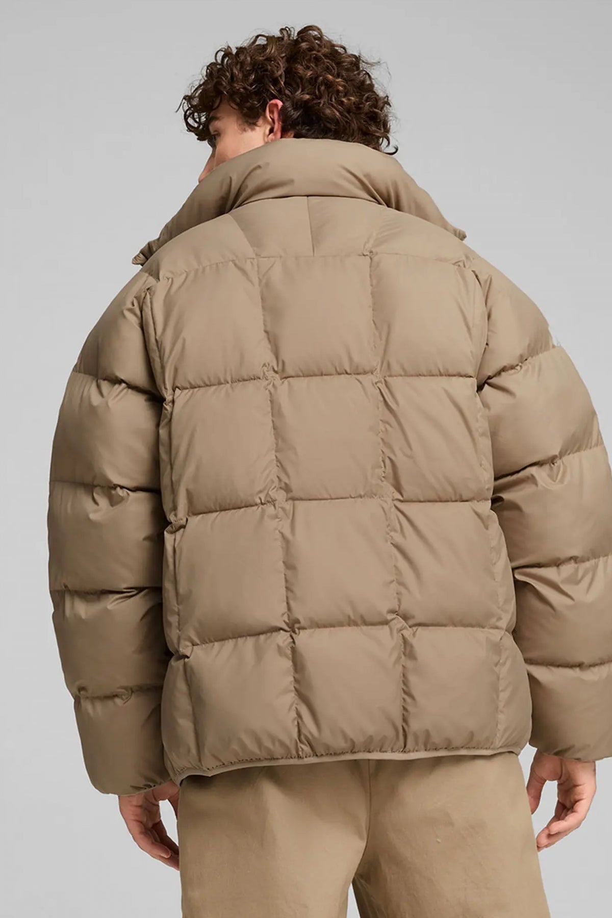 PUMA PUFFER JACKET en color BEIS  (3)