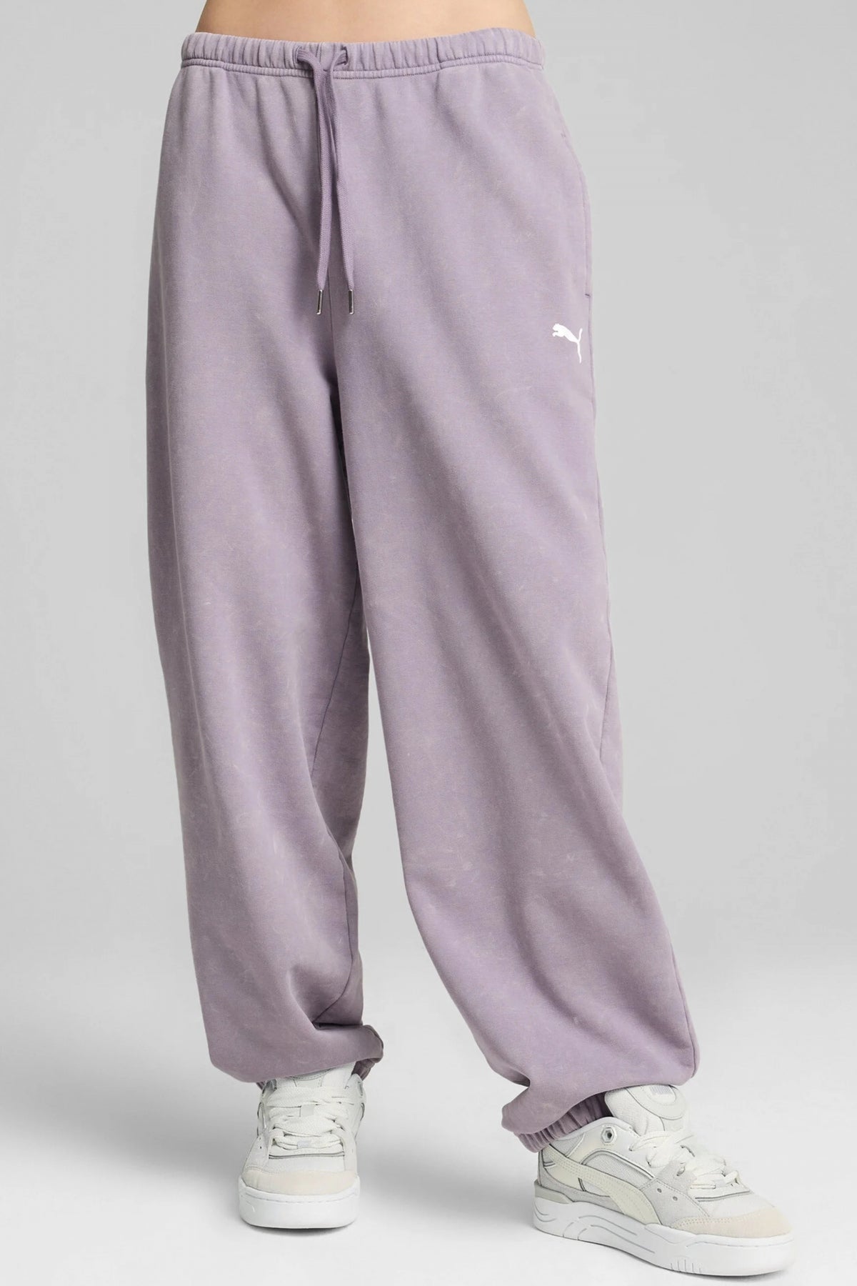 PUMA DARE TO RELAXED WASHED PAN en color VIOLETA  (1)