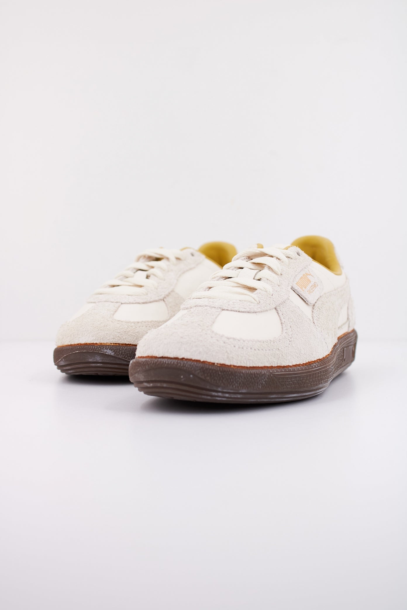 PUMA PALERMO THE NEVERWORN IV en color BLANCO  (2)