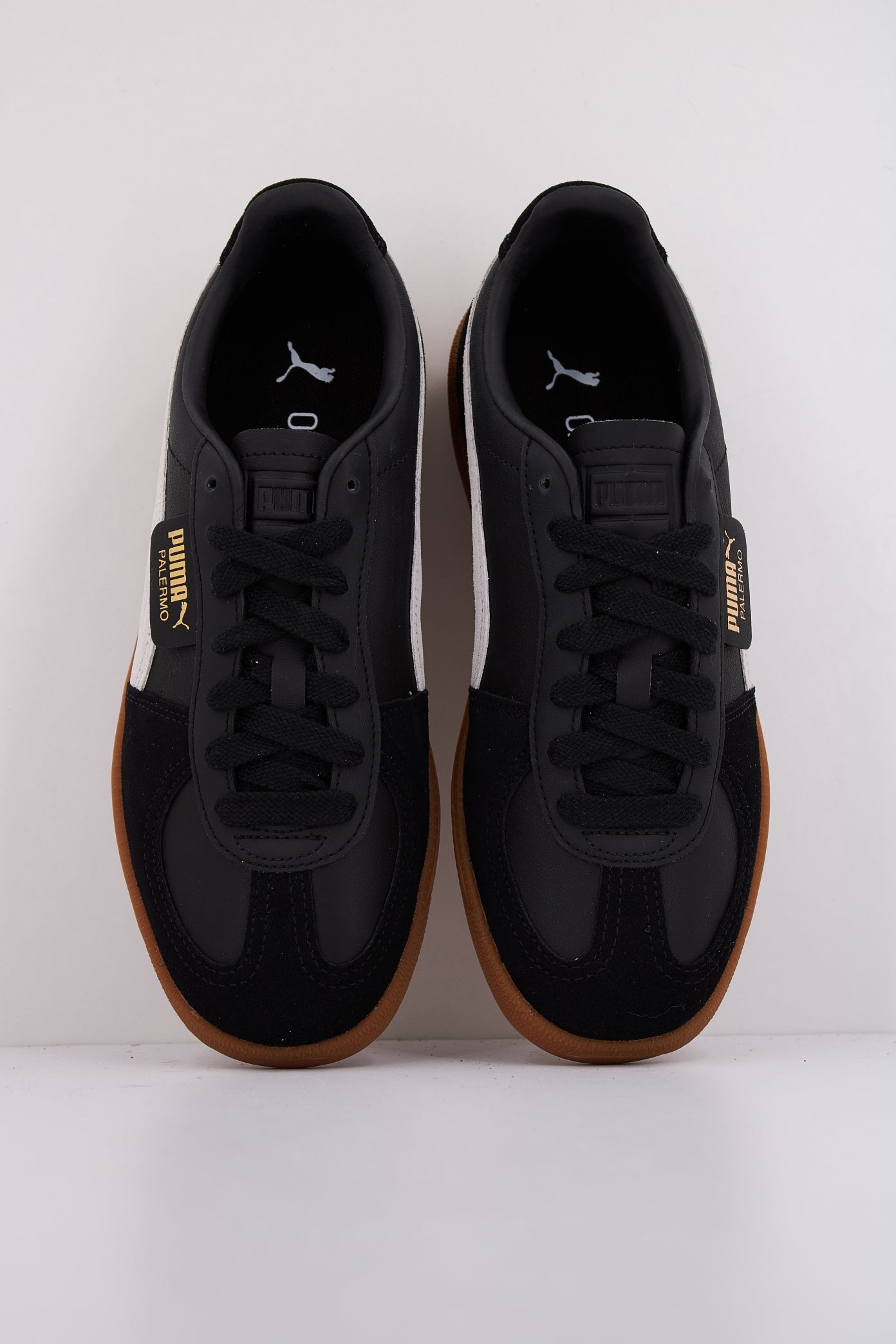 PUMA PALERMO LTH en color NEGRO  (3)