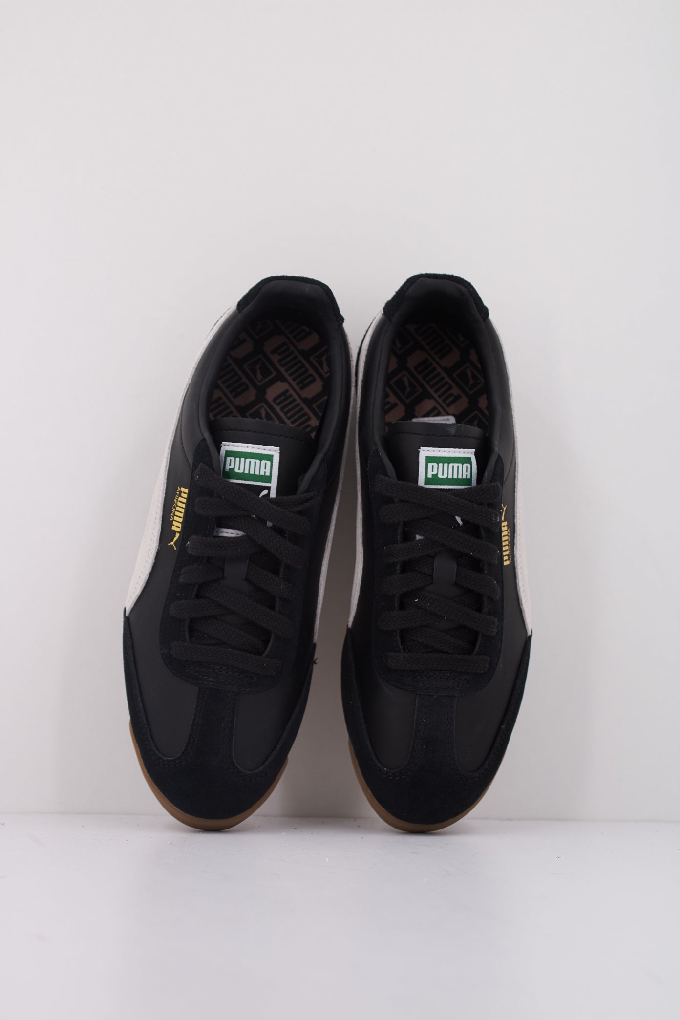 PUMA ARIZONA RETRO en color NEGRO  (3)